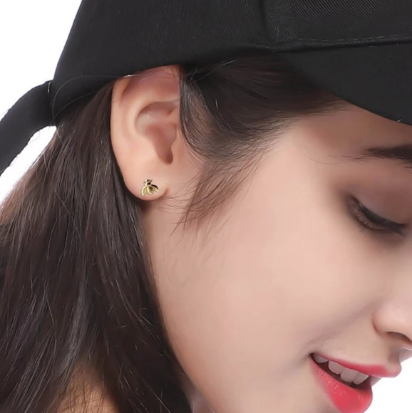 NEW Tiny Golden Bee Stud Earrings - Picture 2 of 4